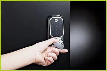 Expert Locksmith Services Glenolden, PA 610-235-0680 Expert Locksmith Services Glenolden, PA 610-235-0680 - 11-business-locksmiths